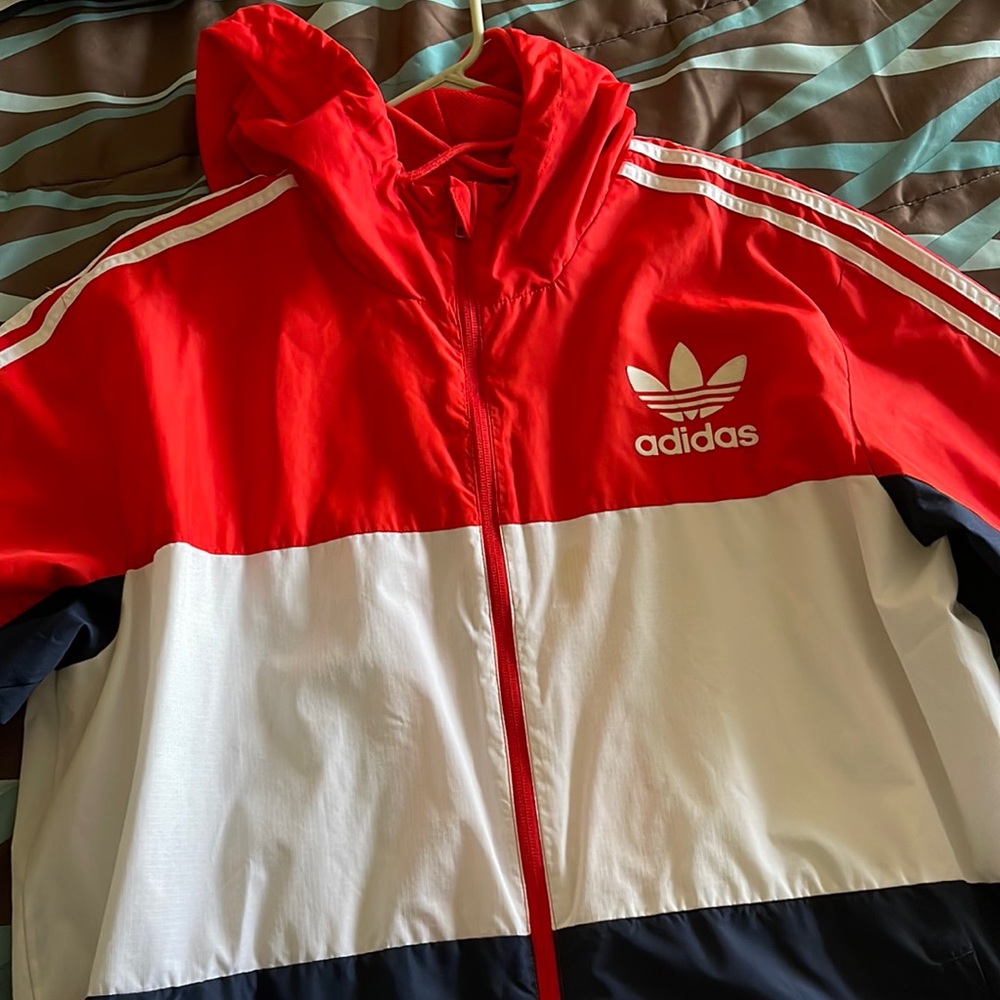 Adidas Windbreaker, only worn a couple of times in great condition